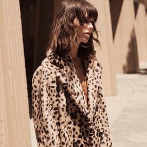⭐️  Avec Le Filles Leopard Coat